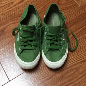 Superga 7.5 38 womens green canvas sneakers shoes